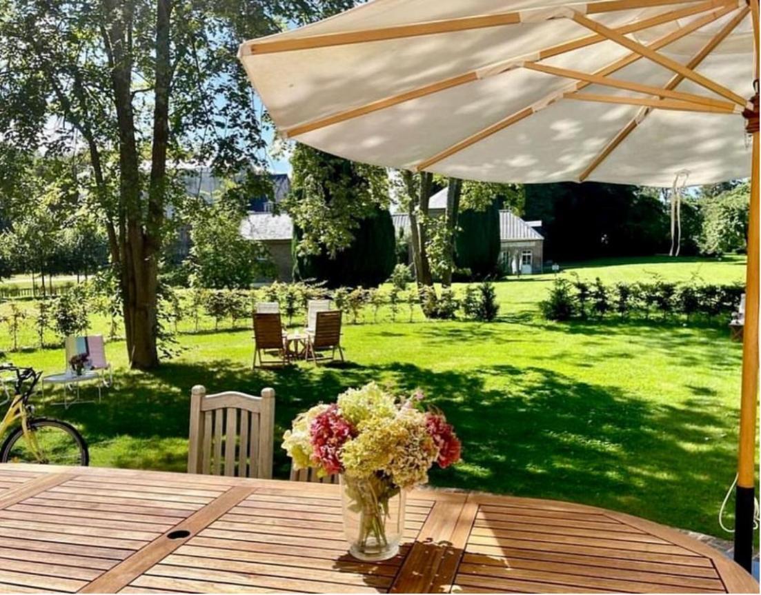 Manoir De Daubeuf-Serville
