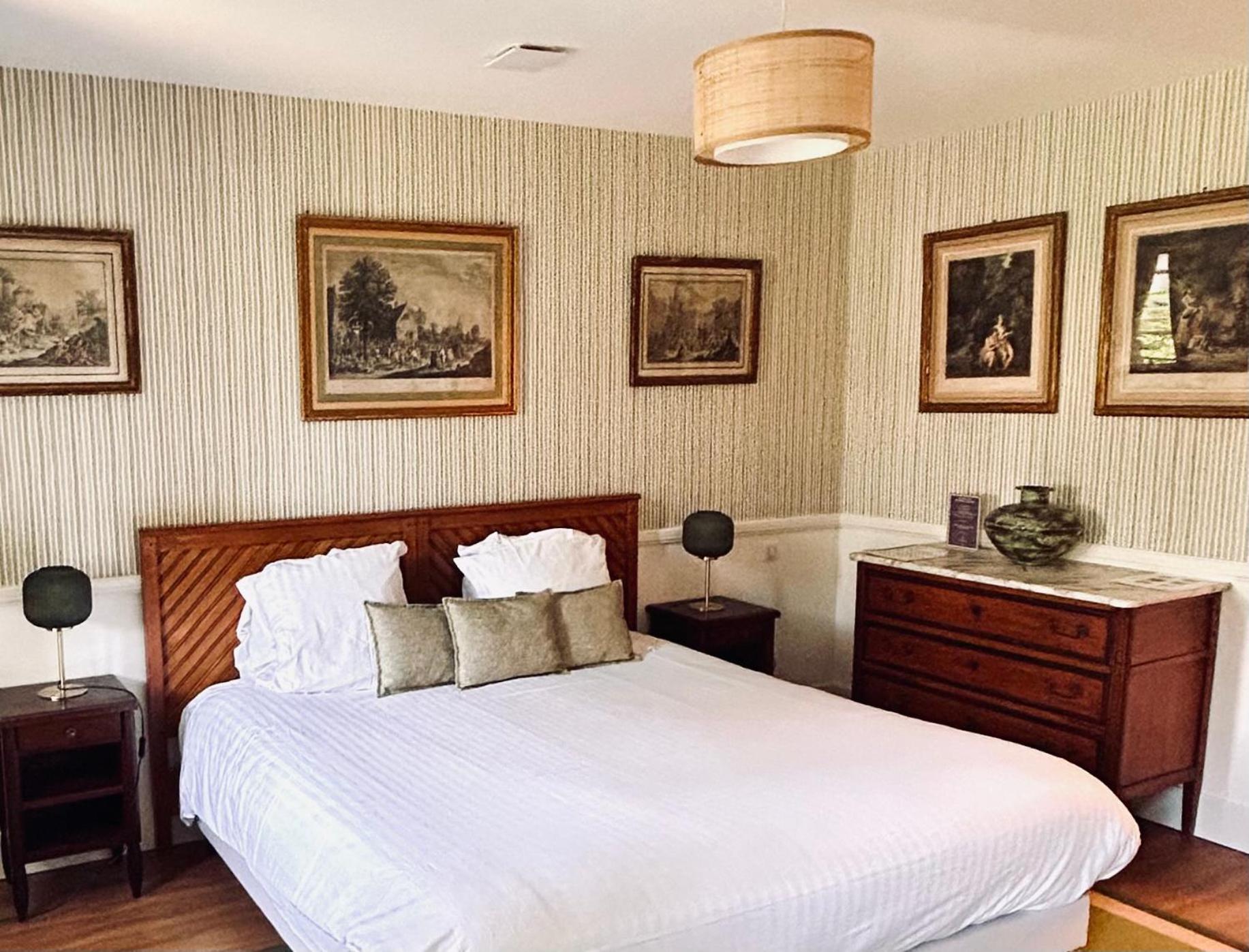 Manoir De Bed & Breakfast Daubeuf-Serville