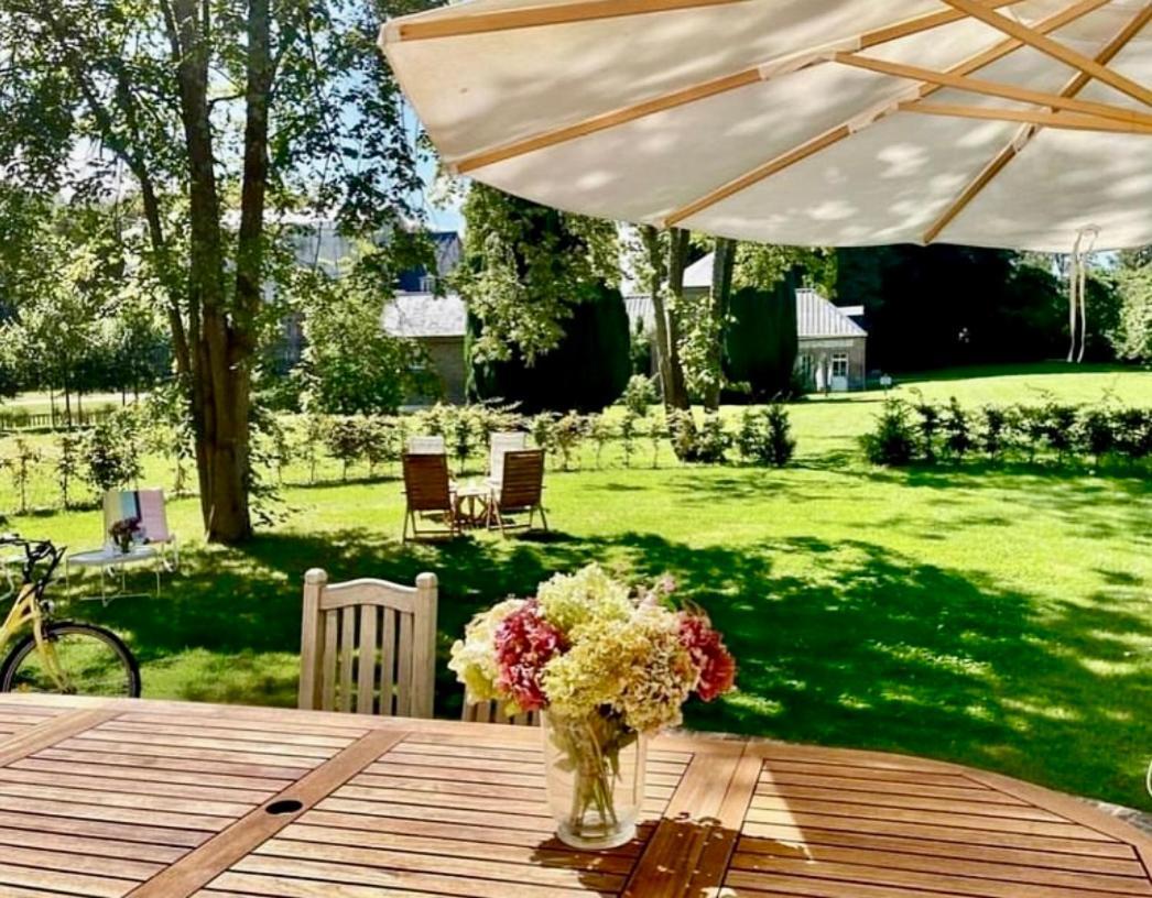 Manoir De Bed & Breakfast *